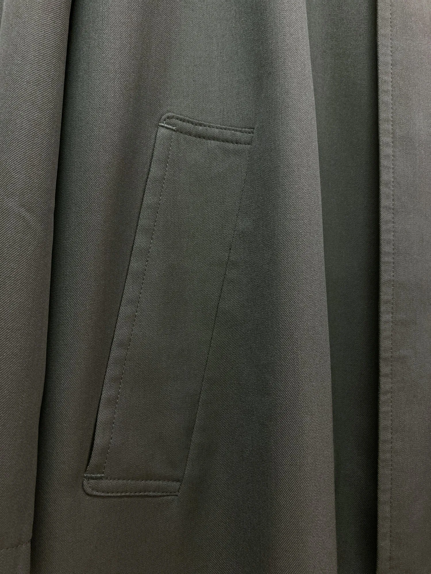 D'URBAN khaki grey wool silk covered placket mackintosh coat - S M L