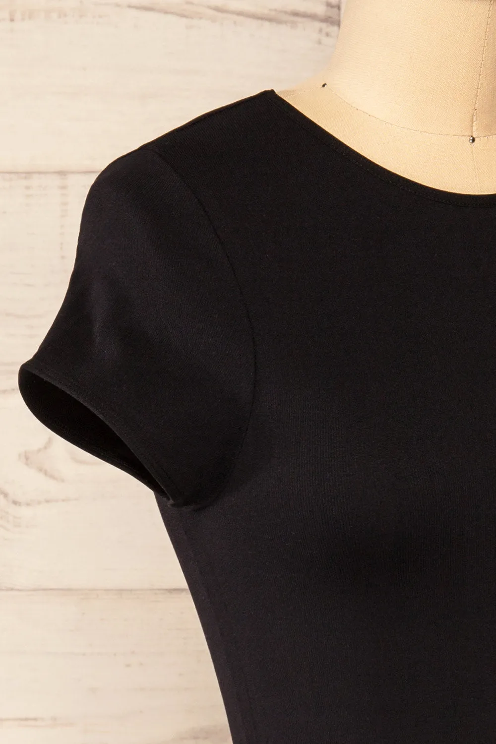 Fafe Black | Fitted Cropped T-Shirt