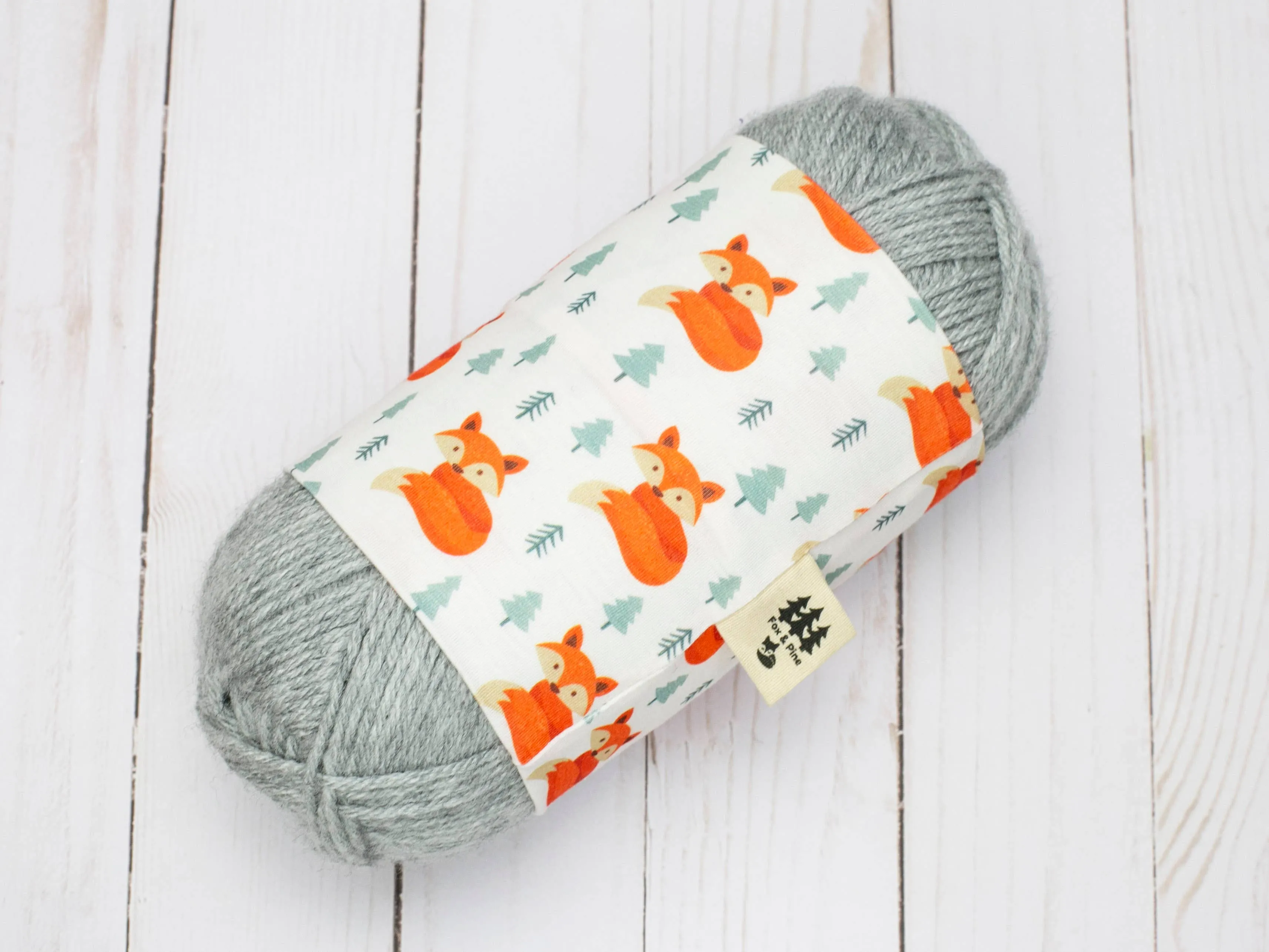 Friendly Fox | Yarn Sweater