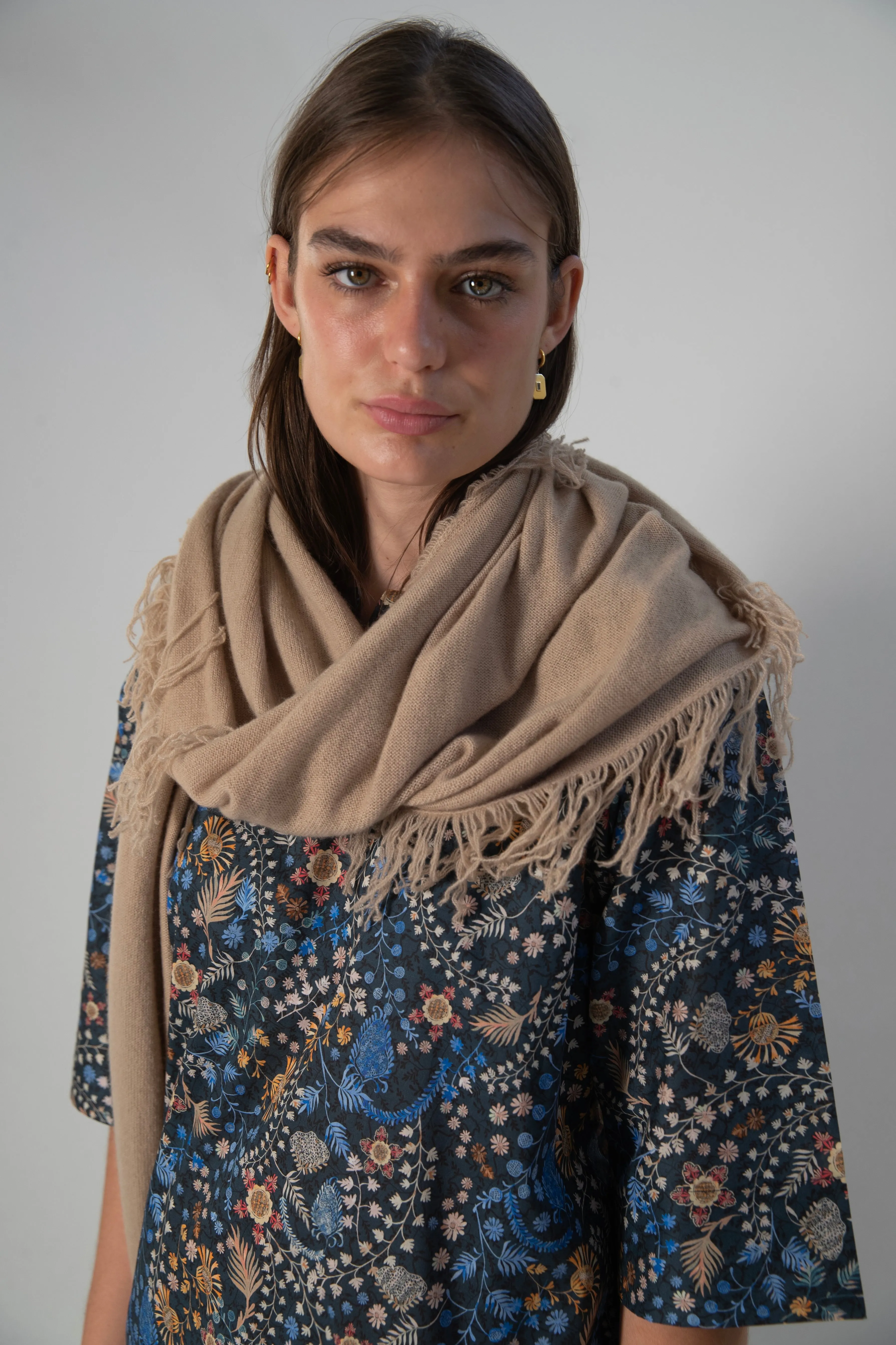 Harpers Emporium Cashmere Fringe Scarf in Nomad