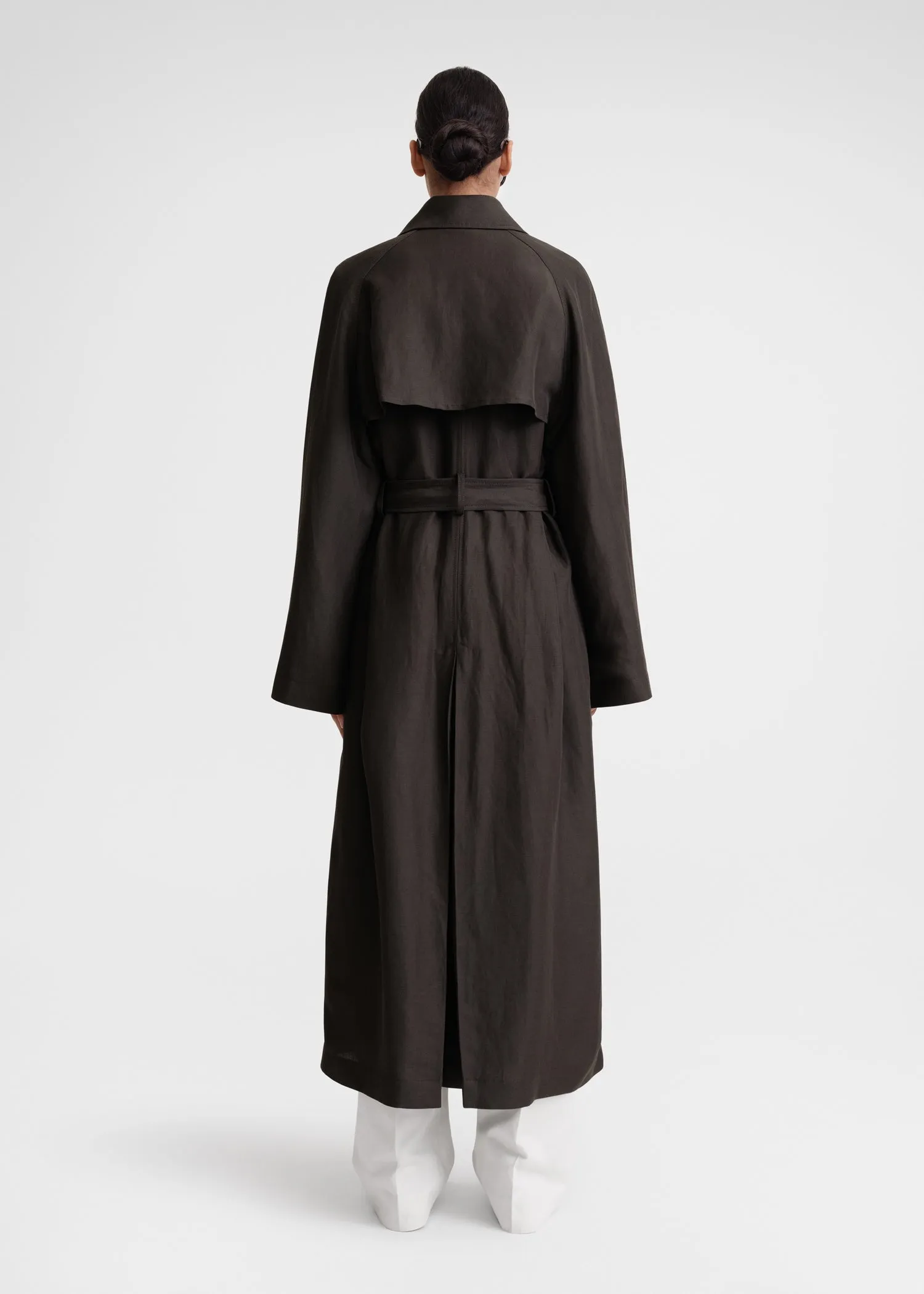 Minimalist summer coat anthracite