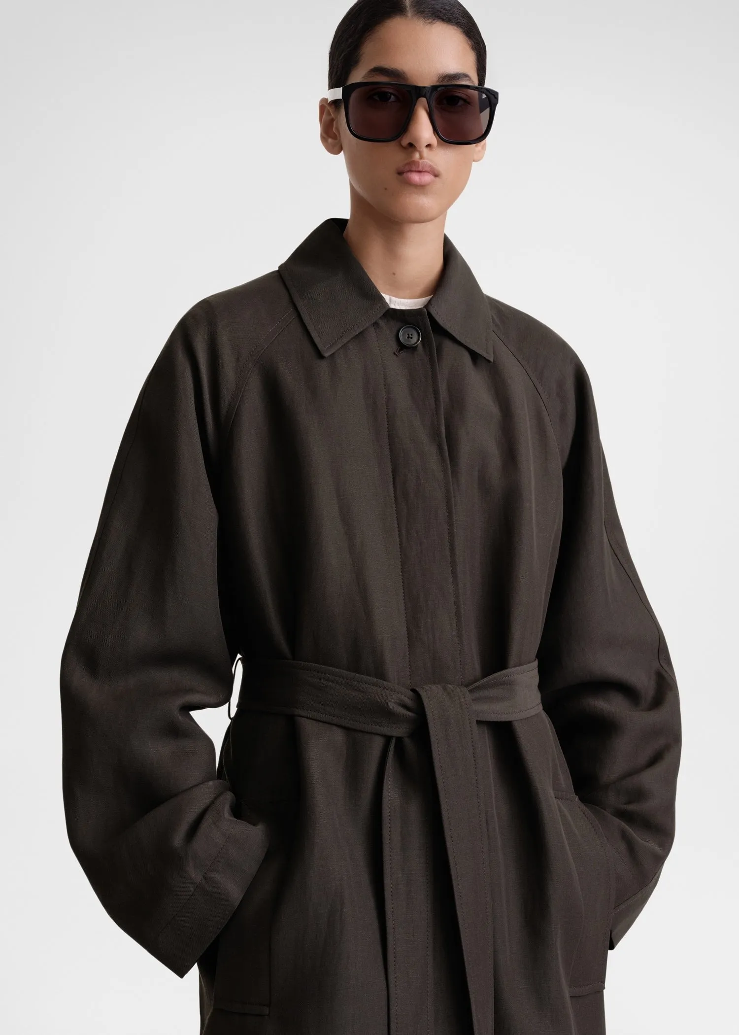 Minimalist summer coat anthracite