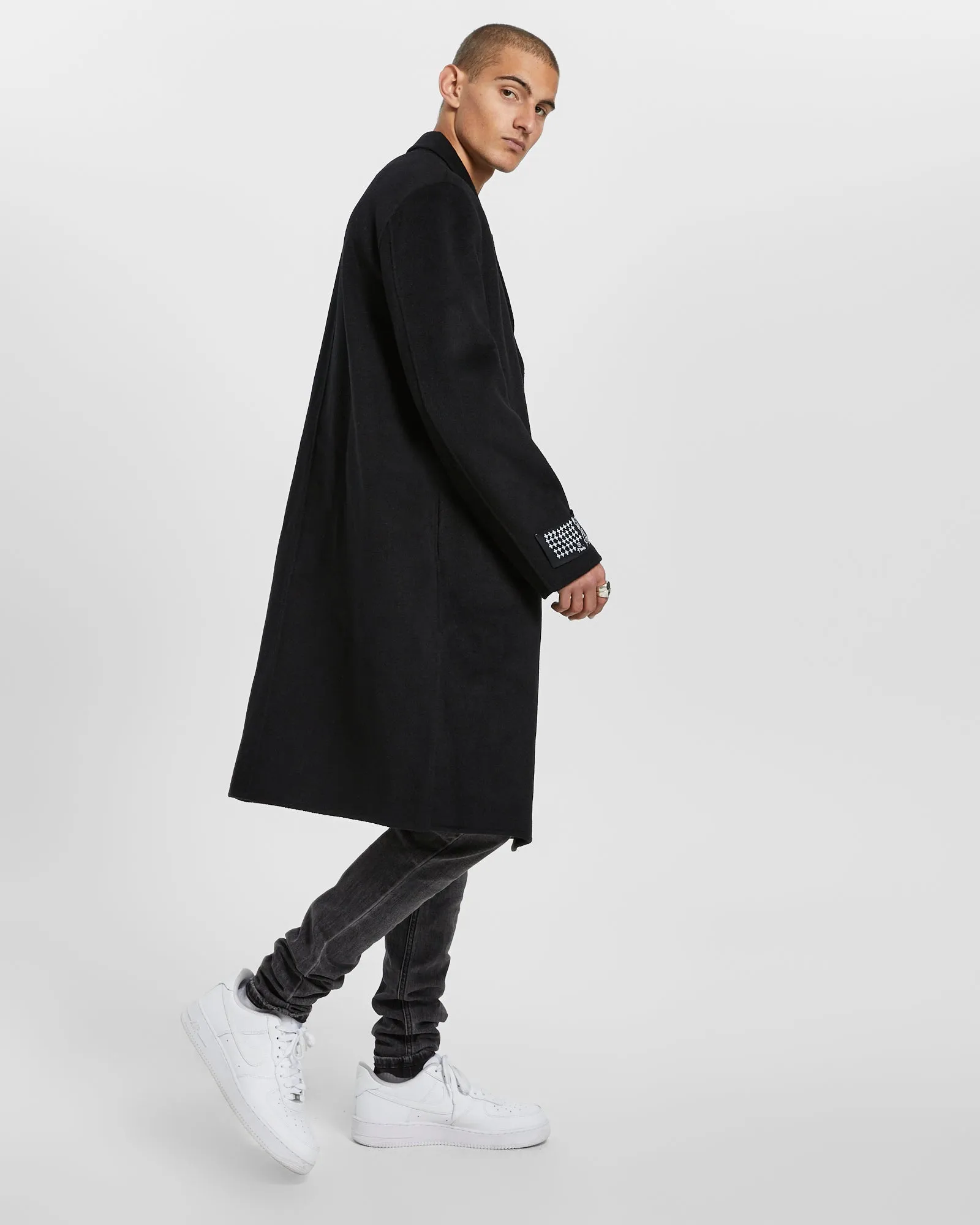 MOGUL COAT BLACK