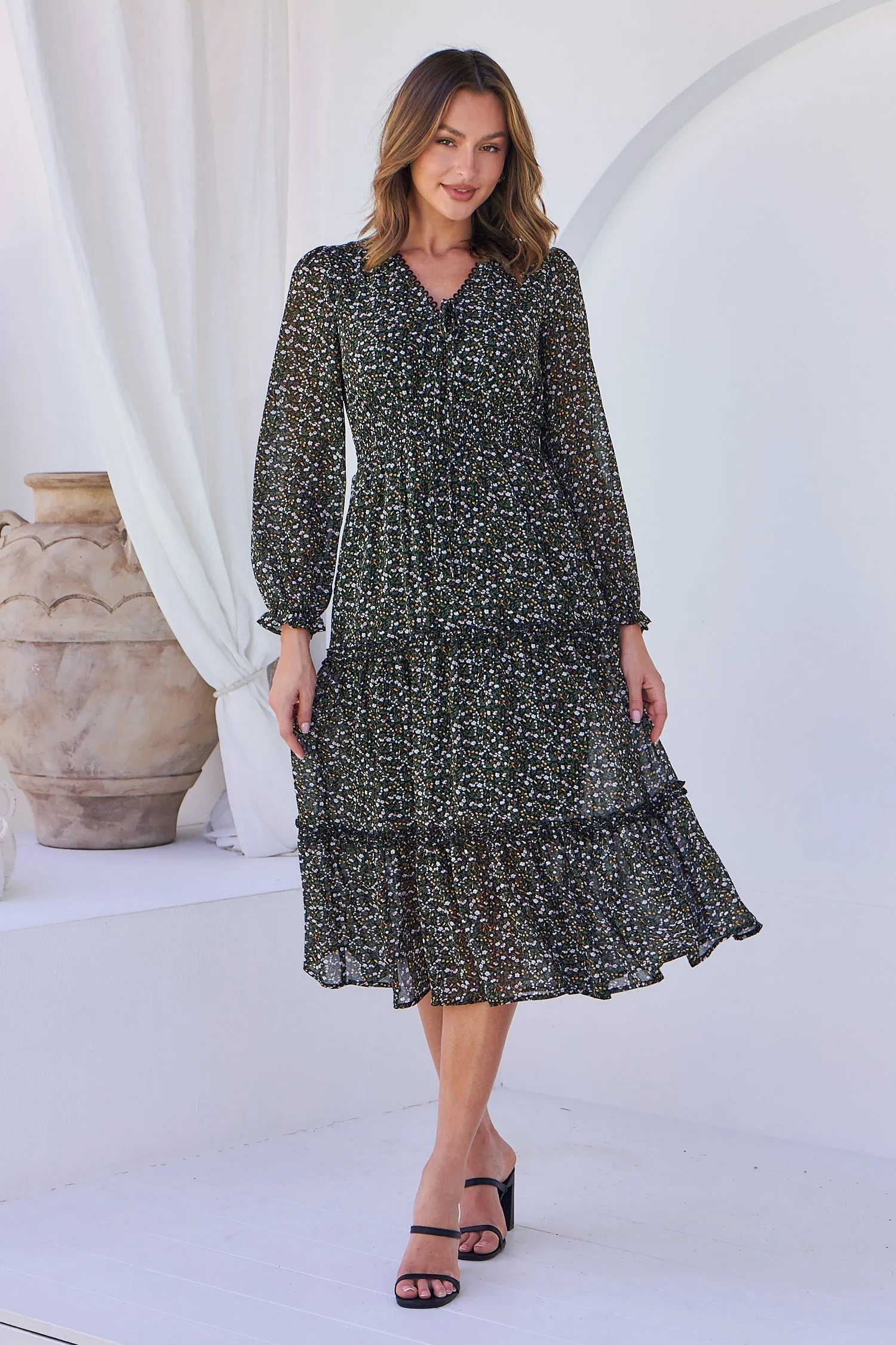 Valerie Black/Green Floral Print Long Sleeve Chiffon Dress