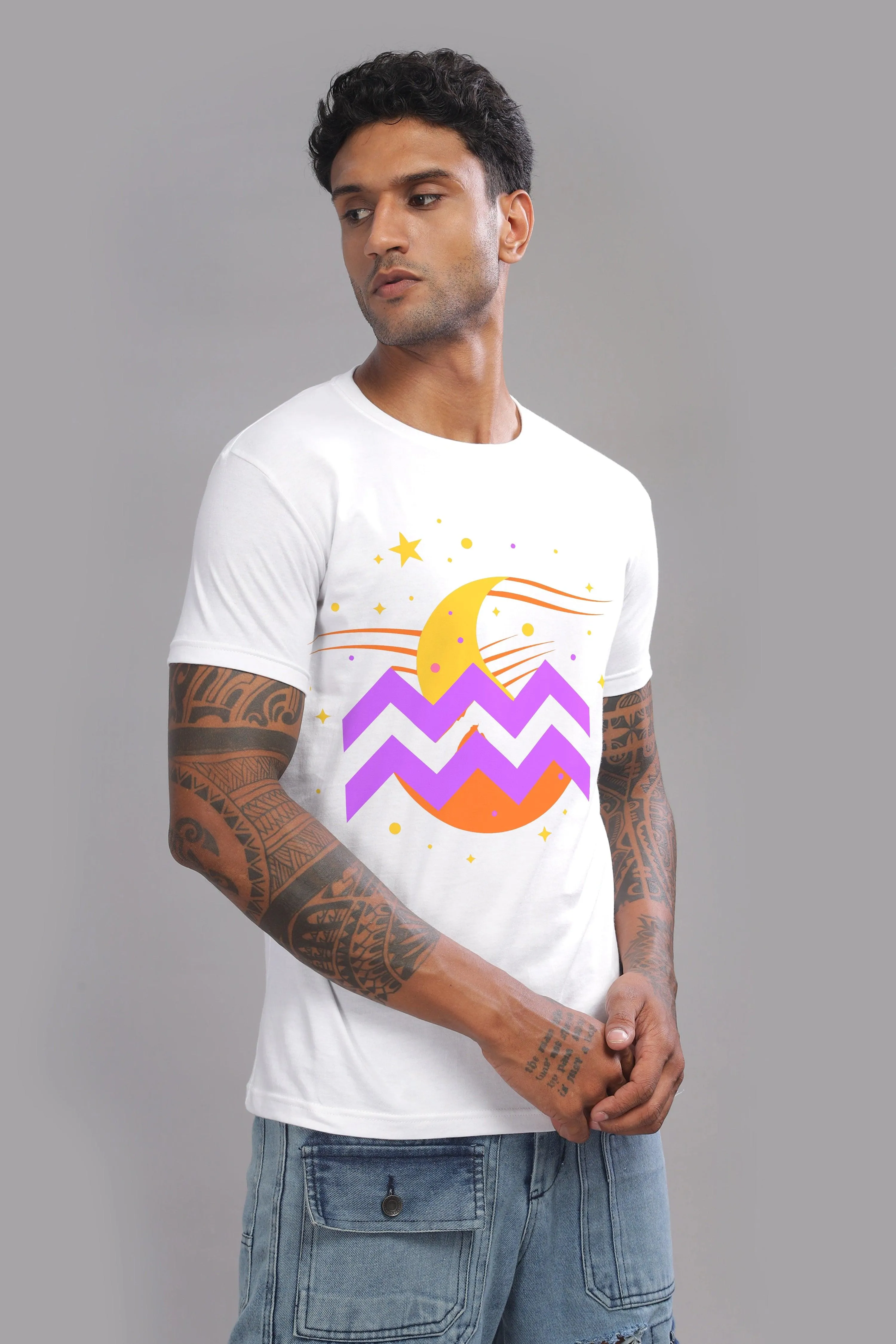 Waves of Aquarius White Half Sleeve Printed Round Neck T-Shirt